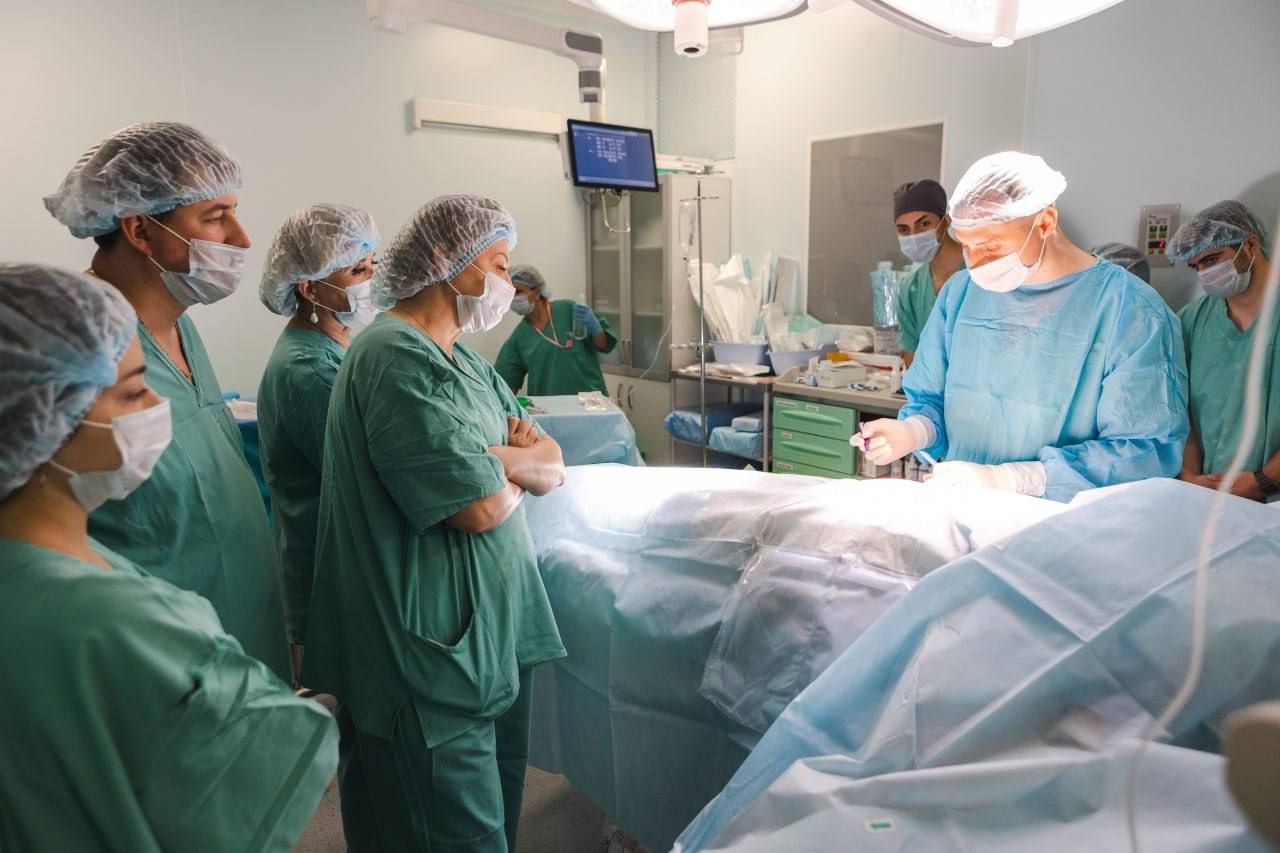 В МКНЦ имени А.С. Логинова 11 октября прошел мастер-класс по применению регенеративных технологий в лечении сложных проктологических заболеваний 