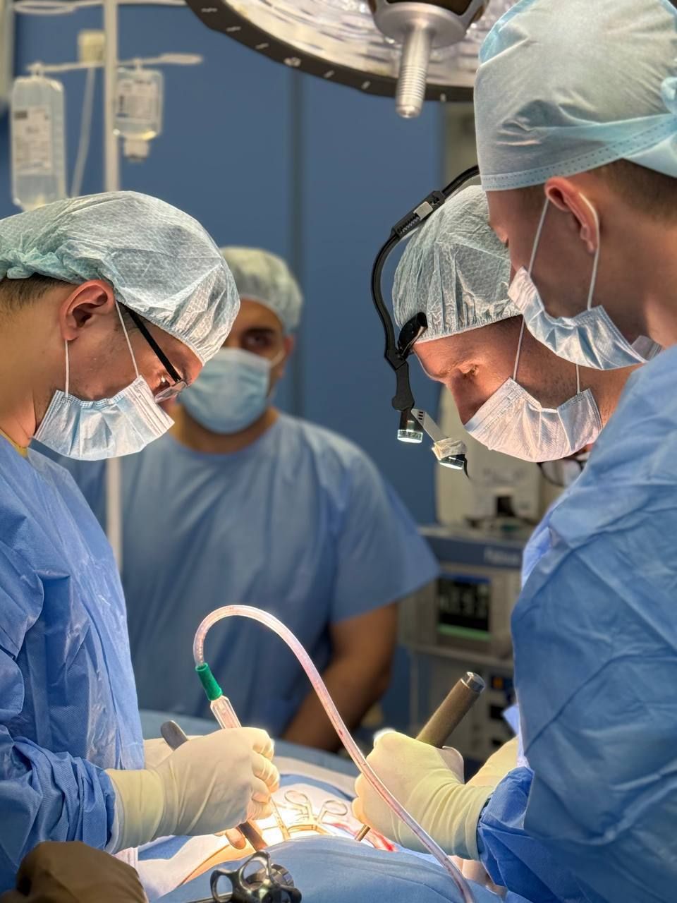 Образовательный курс в НИИФ: Живая хирургия – практика, наука и вдохновение